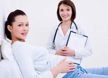 آیا ممکن است در دوران بارداری عادت ماهانه رخ دهد؟ 