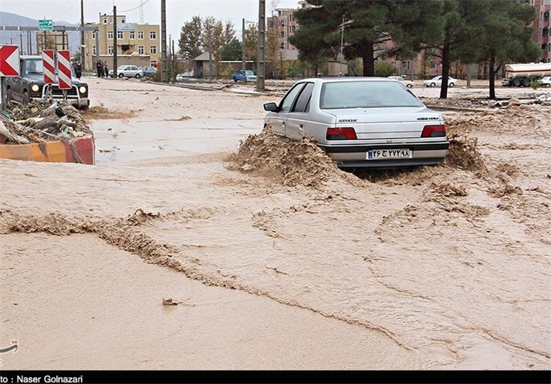 امداد رسانی به 2100 سیل‌زده