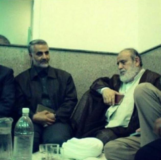 حاج قاسم سلیمانی در کنار شیخ حسین (عکس)