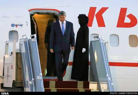 حجاب مهماندار رئیس جمهور قرقیزستان (عکس)