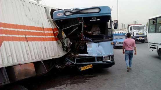 تصادف مرگبار اتوبوس با کامیون (تصاویر)