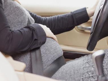 زنان باردار،هنگام رانندگی این نکات را رعایت کنند