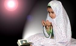 شیرین‌ترین نماز یک دختربچه