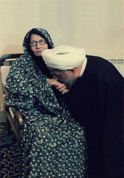 مادر دکتر حسن روحانی درگذشت (عکس)