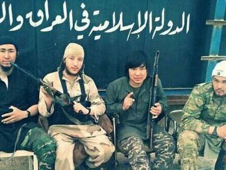 تروریست های چینی عضو داعش + عکس 