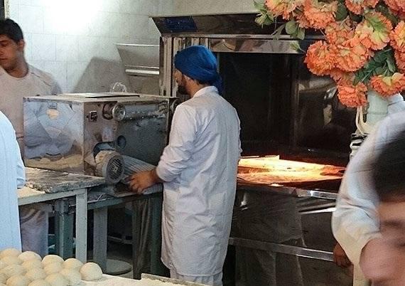 تصاوير/ نانوایی ایرانی‌ها در نجف اشرف
