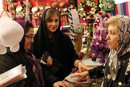 تصاوير/ خرید کریسمس در تهران