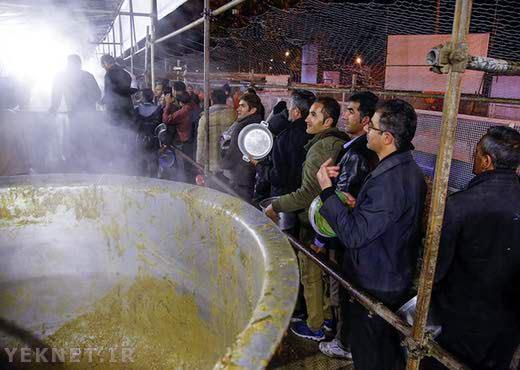 (تصاویر) پخت 80 تن آش نذری در شیراز 